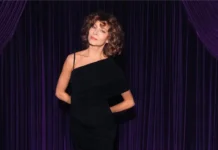 elena podkaminskaya pozirovala v mini na shpilke ves kuhnya v vostorge-politgolos-ru-0