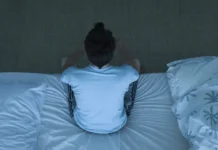 Казаченко и Ковальзон рассказали, как победить бессонницу kazachenko i kovalzon rasskazali kak pobedit bessonniczu-politgolos-ru-0