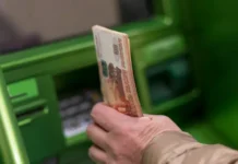 pensii rossiyanam vyplatyat dosrochno izza majskih prazdnikov-politgolos-ru-0