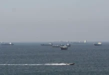 США и Иран смотрят с оптимизмом на новые шаги в Ормузском проливе ssha i iran smotryat s optimizmom na novye shagi v ormuzskom prolive-politgolos-ru-0