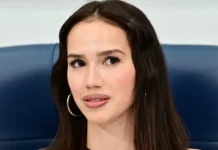 Алина Загитова и Дмитрий Бивол провели вечер бокса в Екатеринбурге alina zagitova i dmitrij bivol proveli vecher boksa v ekaterinburge-politgolos-ru-0
