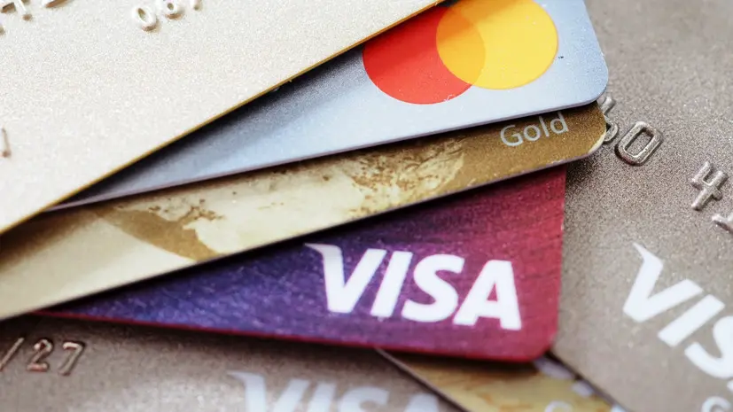 В ЦБ заявили о необходимости ухода с рынка России Mastercard и Visa