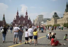 anomalnaya zhara v moskve  shuvalov obeshhaet do 28 gradusov-politgolos-ru-0