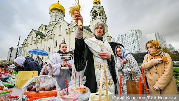 В Госдуме предложили сделать Пасху государственным праздником