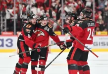 lokomotiv vyshel v final khl avangard vozvrashhaetsya v omsk-politgolos-ru-0