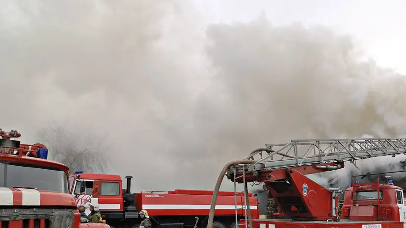 Пожар на вещевом рынке в Ставропольском крае полностью потушен