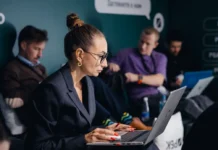 naczreklamnyj forum akar i acz rir moskva zhdet 6 000 uchastnikov-politgolos-ru-0