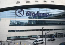 rosaviacziya vo vnukovo vremenno menyaetsya raspisanie aviarejsov-politgolos-ru-0