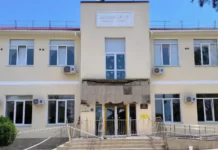 vypuskniki shkol sevastopolya poluchat attestaty bez ekzamenov  inicziativa razvozhaeva-politgolos-ru-0