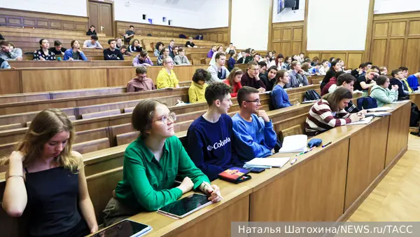Фальков объявил об увеличении количества бюджетных мест в вузах России