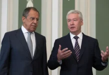 Лавров и Собянин возглавят Единую Россию в Госдуме lavrov i sobyanin vozglavyat edinuyu rossiyu v gosdume-politgolos-ru-0