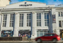 teatr modern i yurij grymov otkroyut slavyanskij bazar v vitebske-politgolos-ru-0