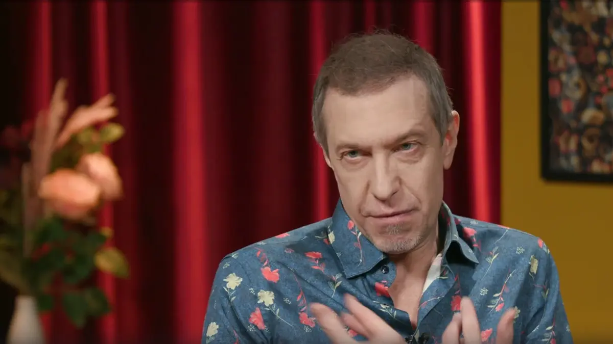 Критик Соседов назвал группу «ВИА Гра» гаремом бесталанных красоток