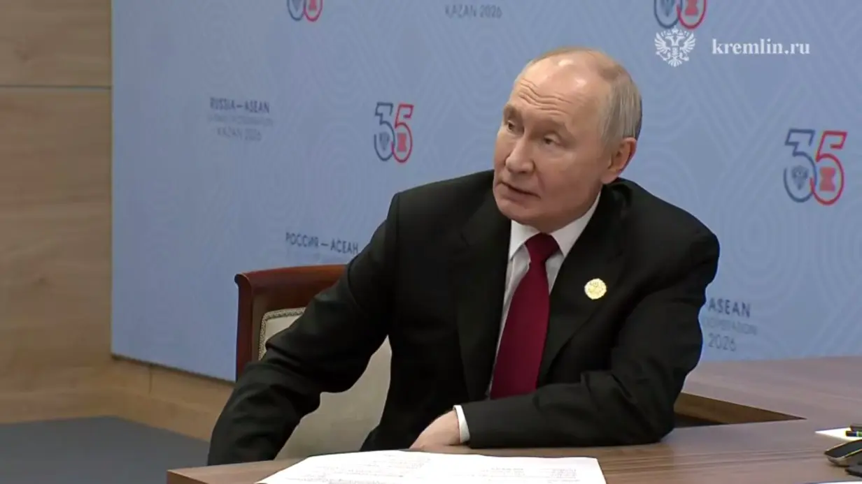 Путин дал старт работе нового сборочно-испытательного комплекса в Татарстане