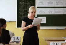 andrej vorobyov vstretilsya so stoballnikami ege podmoskovya-politgolos-ru-0