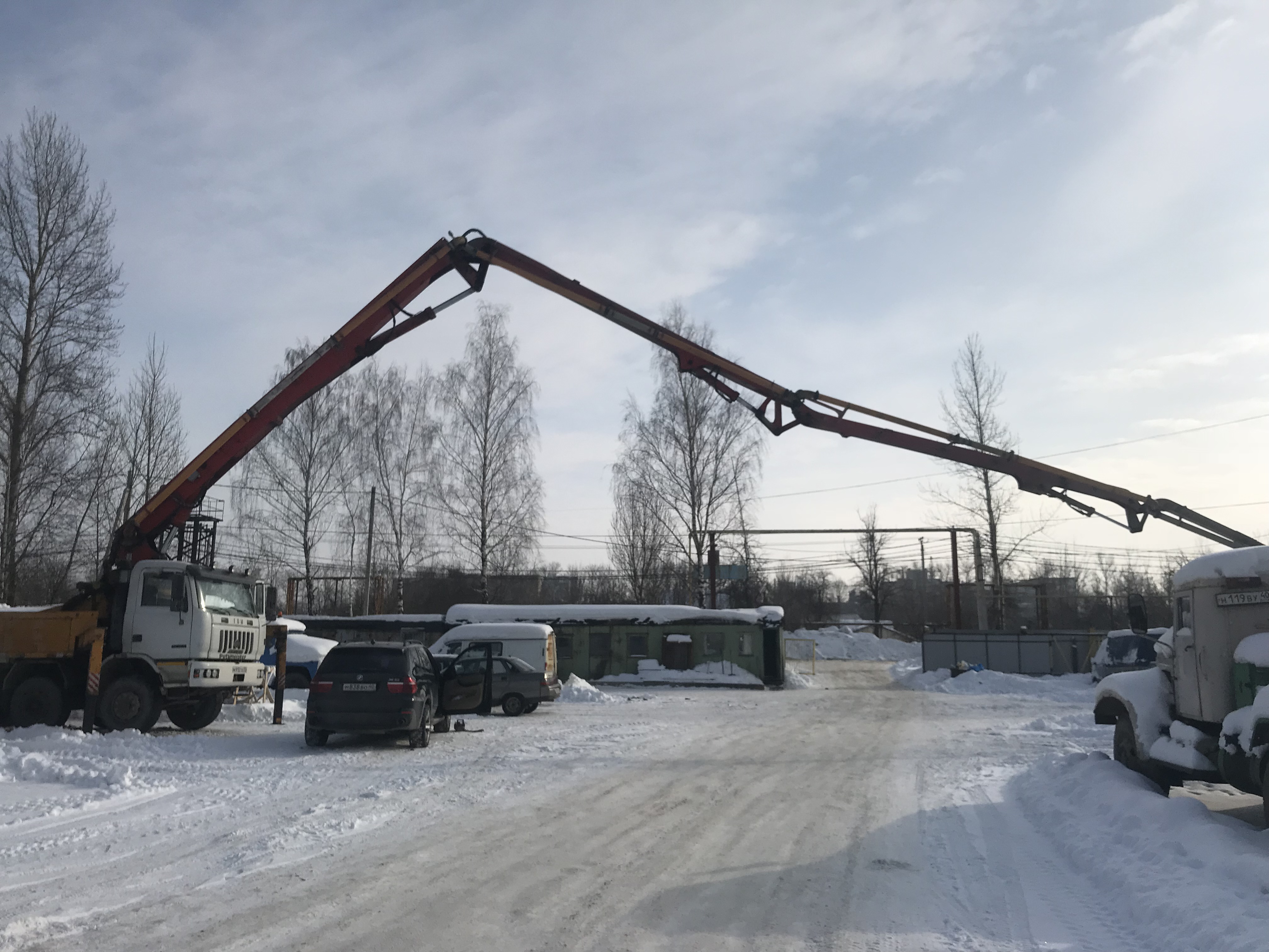 Аренда автобетононасоса. Услуги бетононасоса