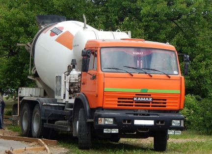 Аренда автобетоносмесителя 7 куб Камаз