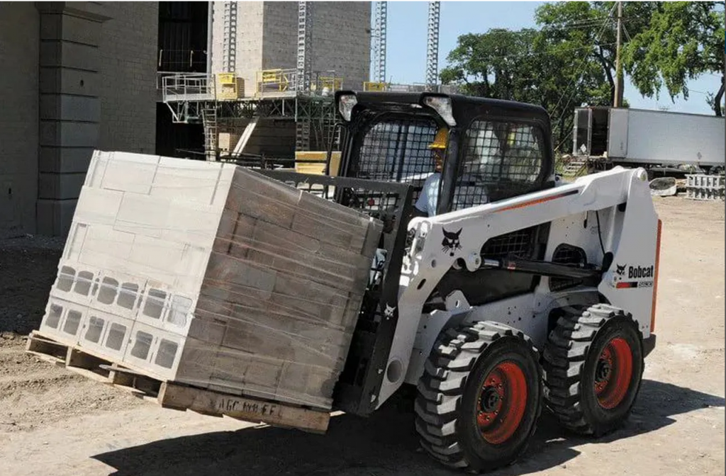 Аренда bobcat, бур, вилы