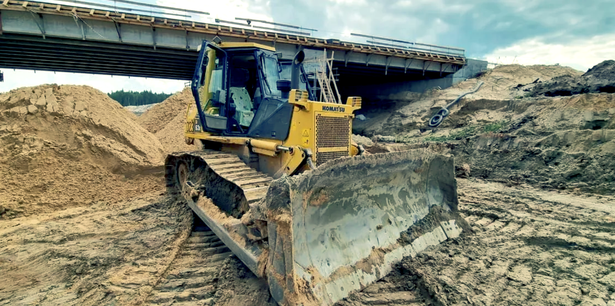 Аренда бульдозера Komatsu D63 ( толкач)