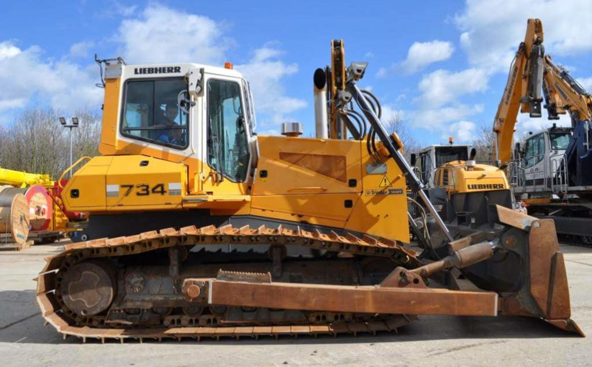Аренда бульдозера Liebherr 734