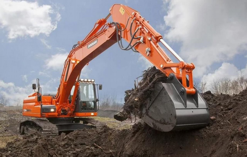 Аренда экскаватора Doosan 225