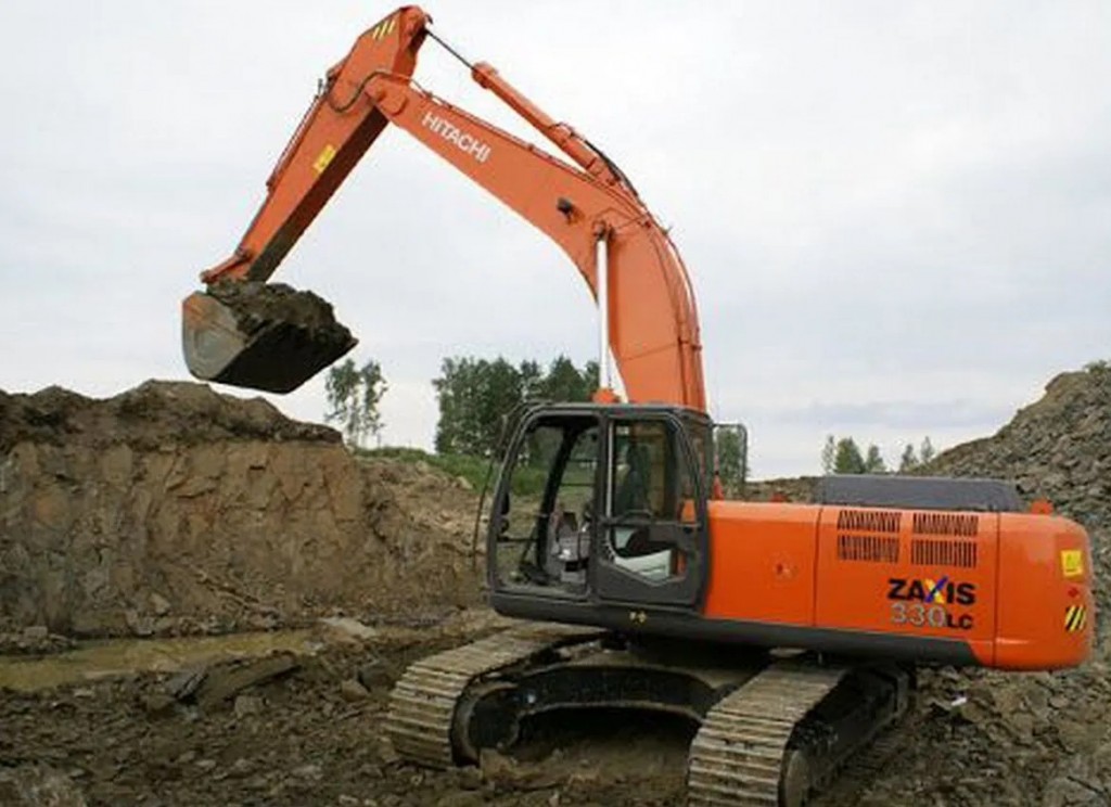 Аренда экскаватора гусеничного 30 т hitachi 330