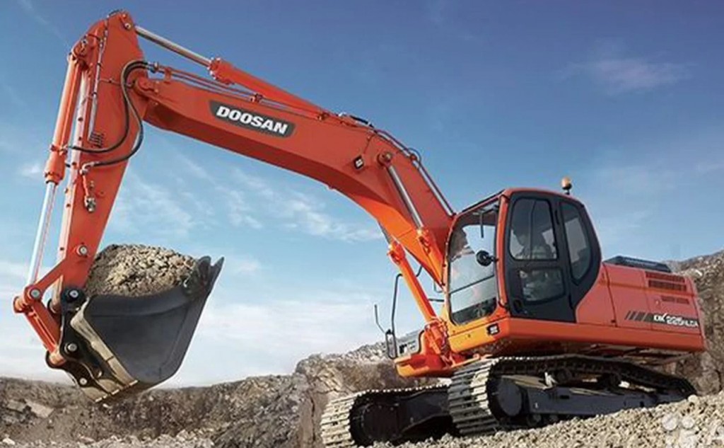 Аренда Экскаватора гусеничного Doosan 225