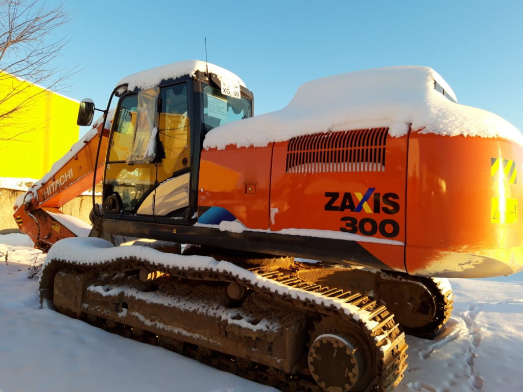 Аренда экскаватора HITACHI