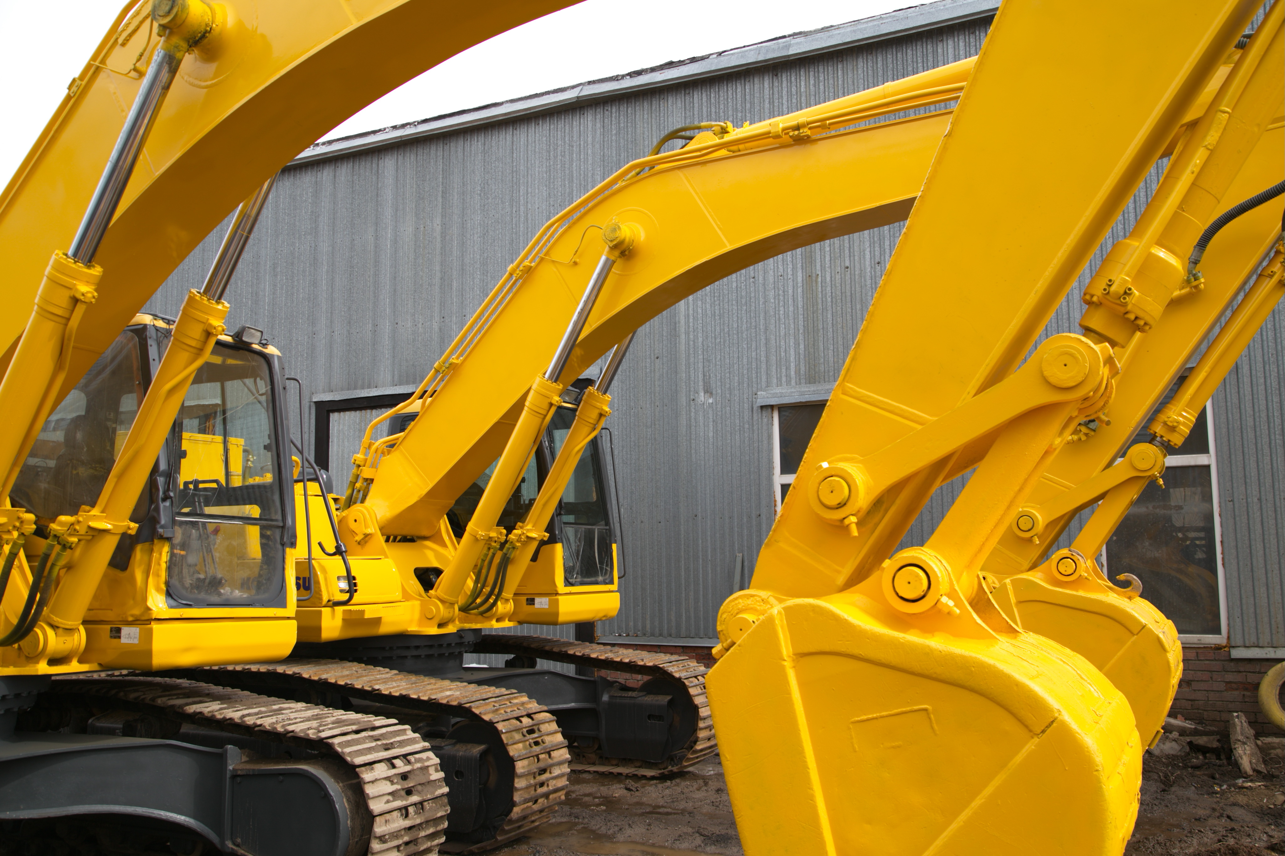 Аренда экскаватора Komatsu ковши от 0.7 до 2 кубов