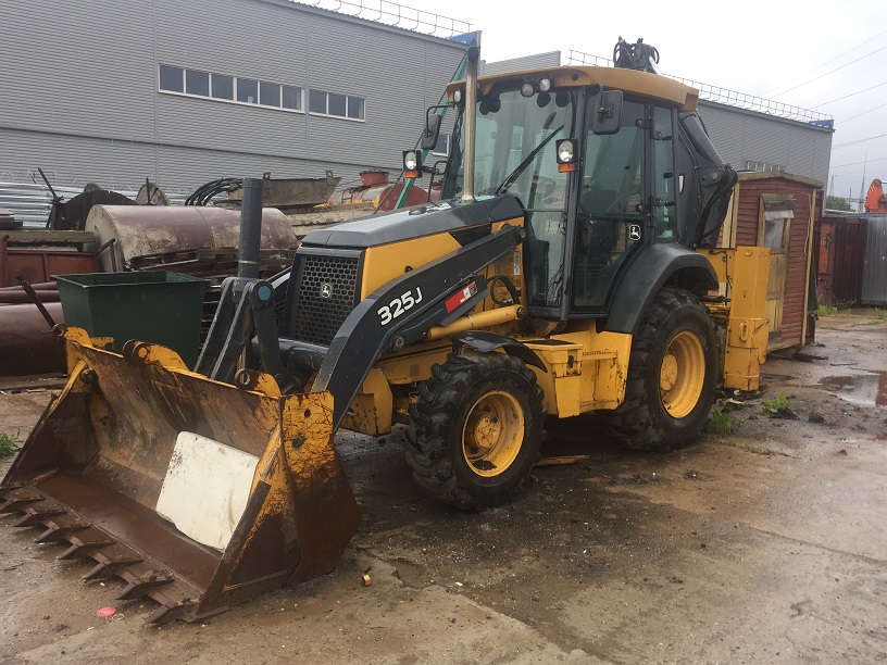 Аренда экскаватора погрузчика Case, John Deere
