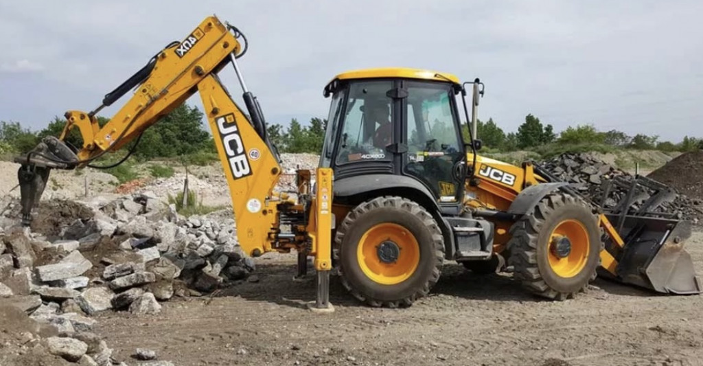 Аренда экскаватора погрузчика гидромолота трактора