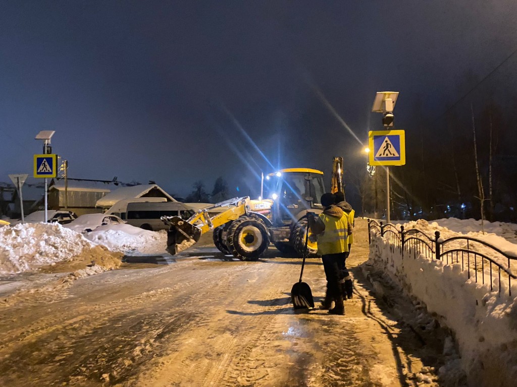 Аренда экскаватора-погрузчика. Планировка Погрузка