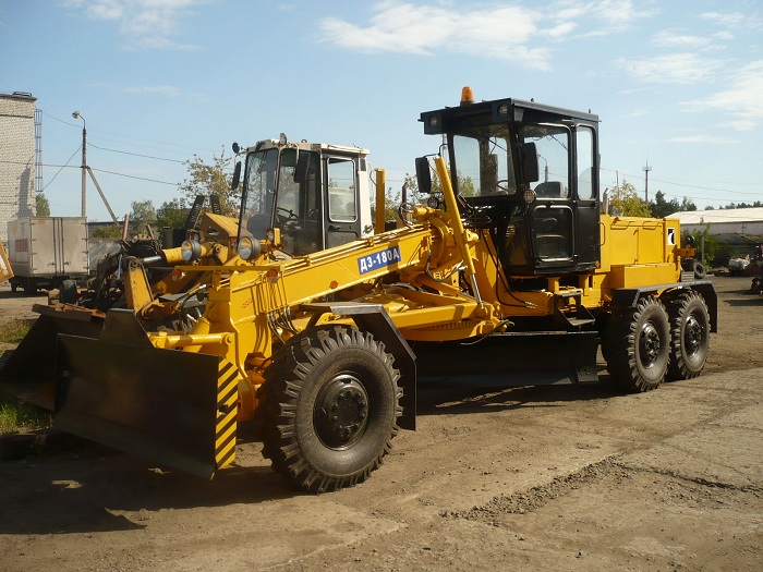 Аренда грейдера ДЗ-180