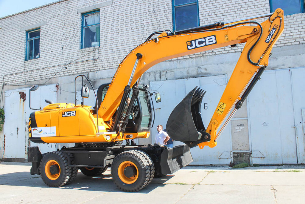 Аренда гусеничного экскаватора BobCat