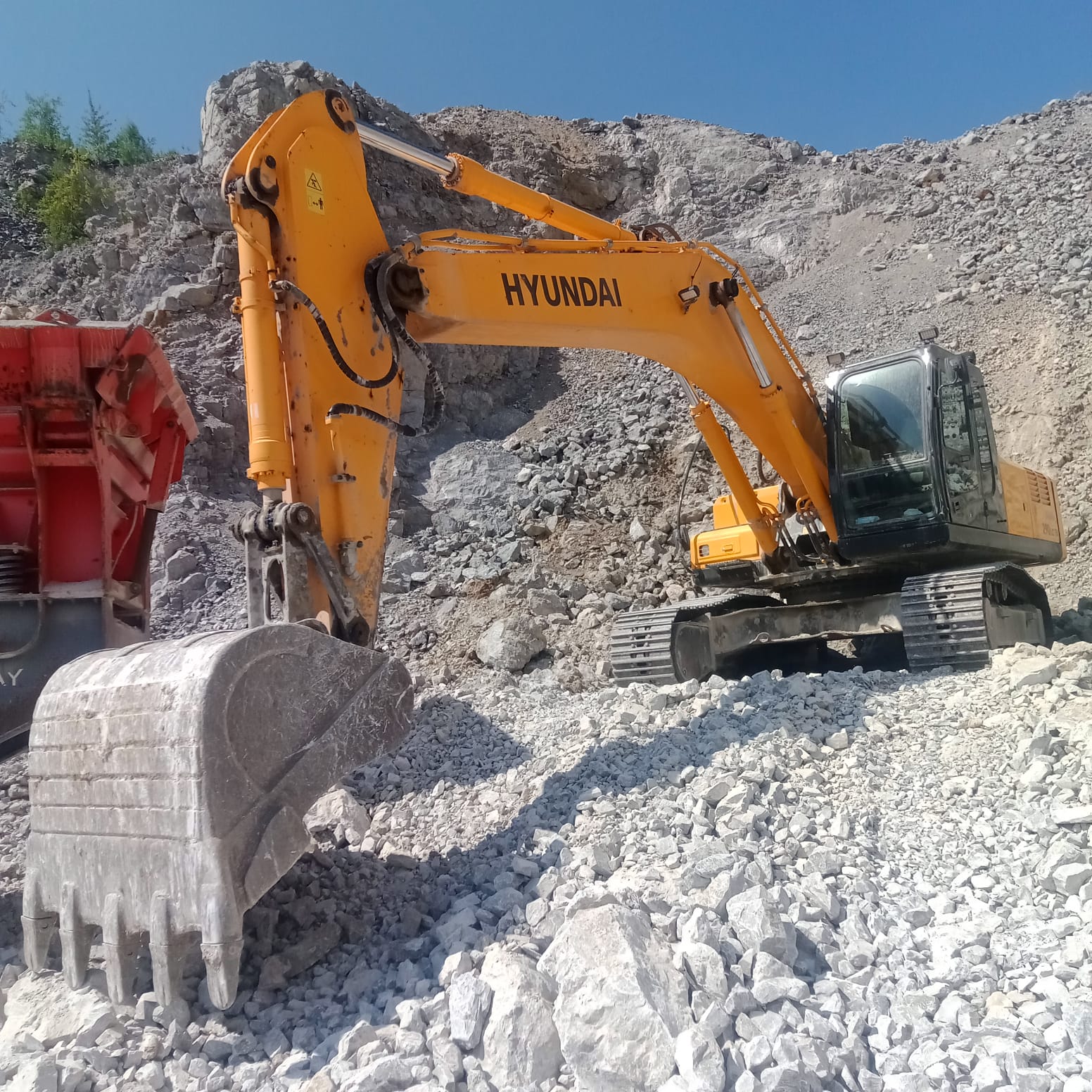 Аренда гусеничного экскаватора Hyundai R 290LC-7