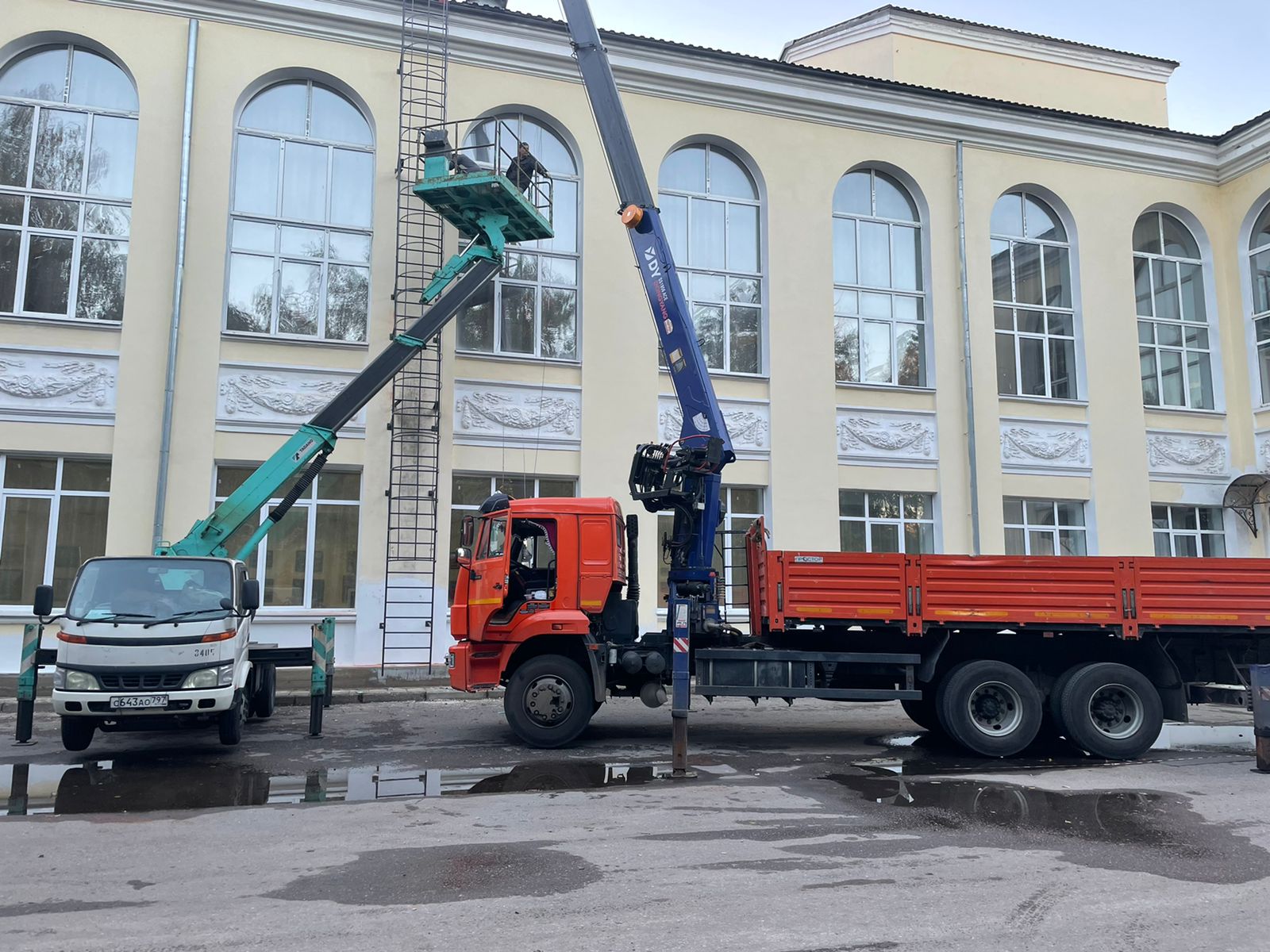 Аренда манипулятора КамАЗ 65115 на 8 тонн