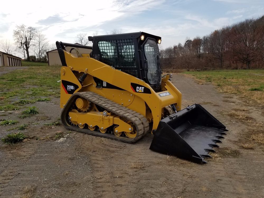 Аренда мини-погрузчика Caterpillar 259B Series 3