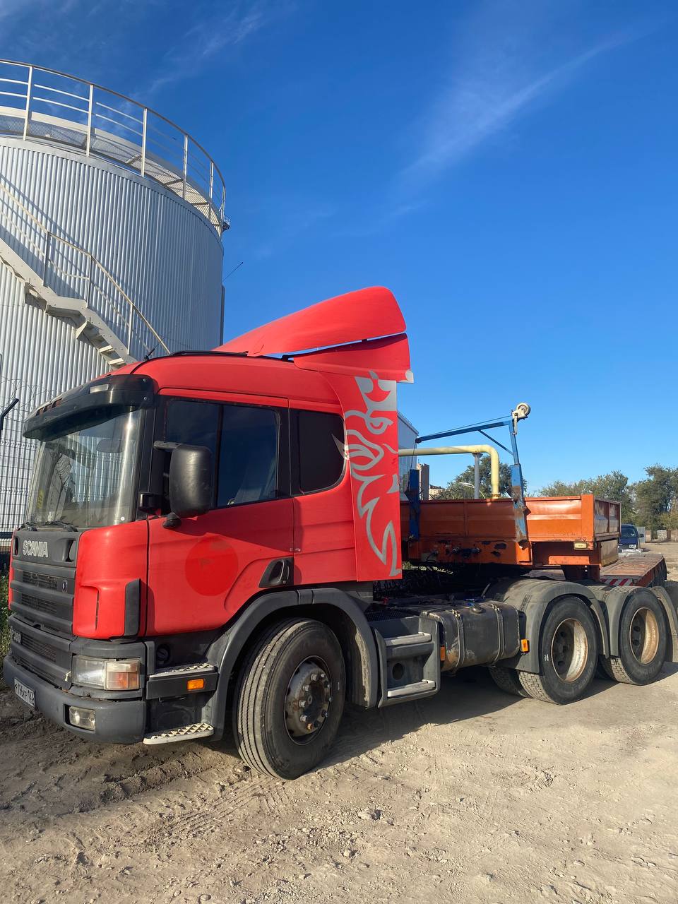 Аренда низкорамного трала Scania