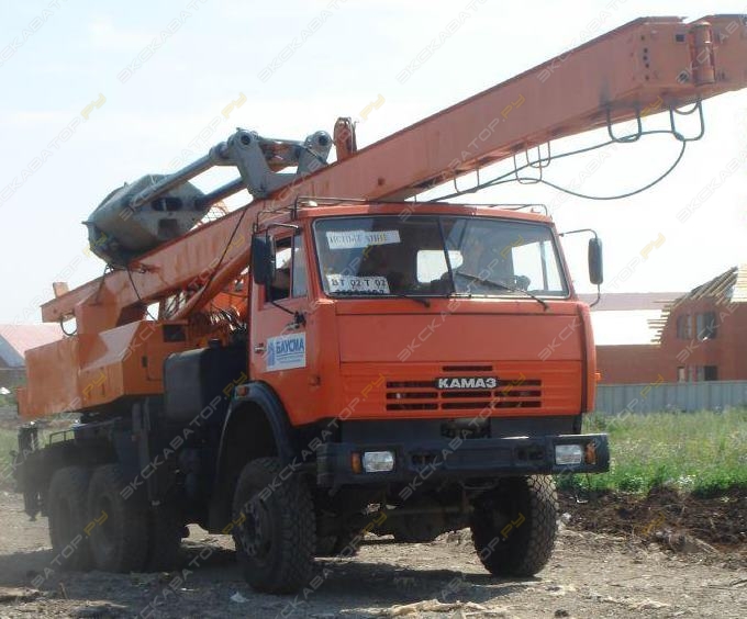 Аренда сваебойной установки УГМК-12