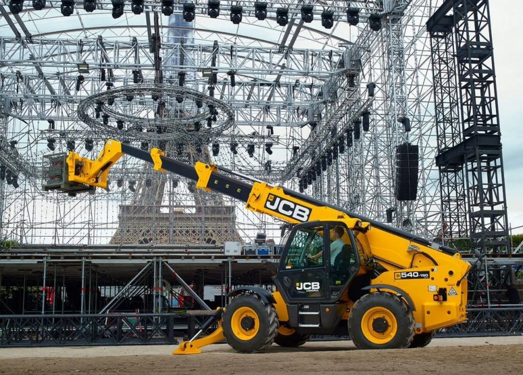 Аренда телескопического погрузчика JCB
