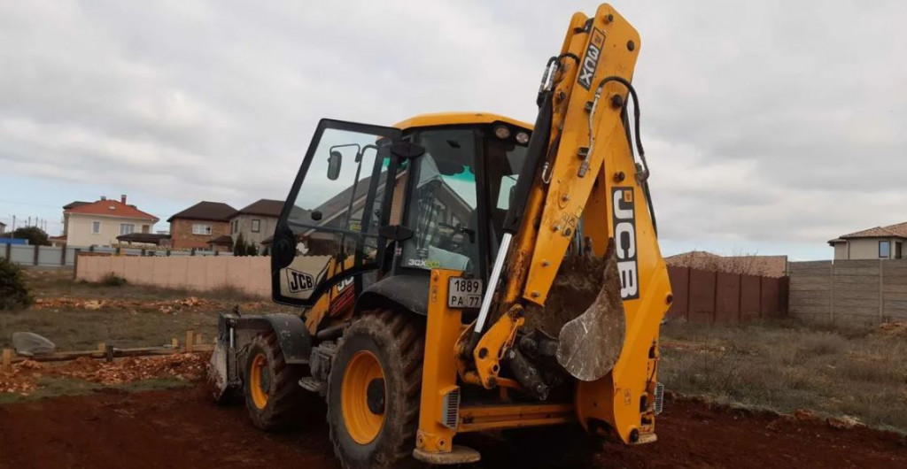 Аренда трактора jcb