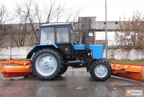 Аренда Трактора МТЗ 82.1 с щеткой и отвалом