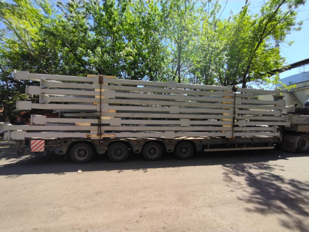 Аренда тралов для перевозки негабарита
