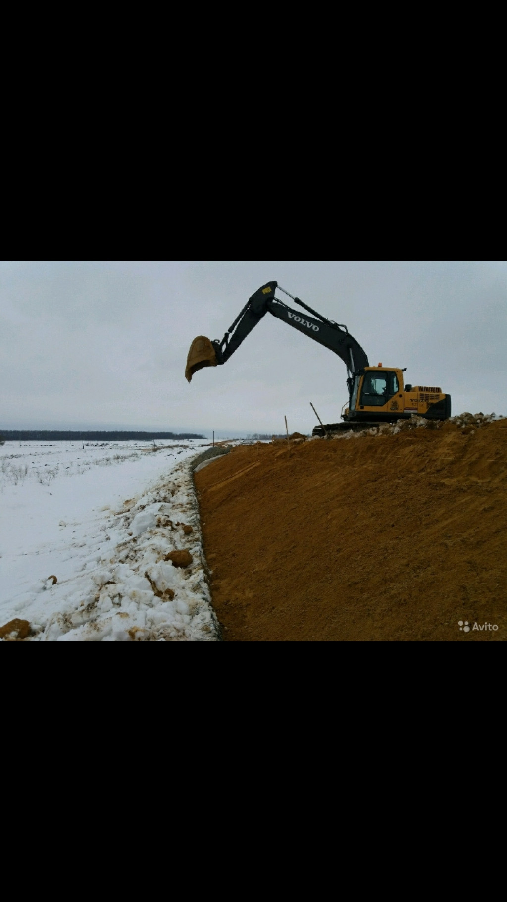 Аренда услуги экскаватора