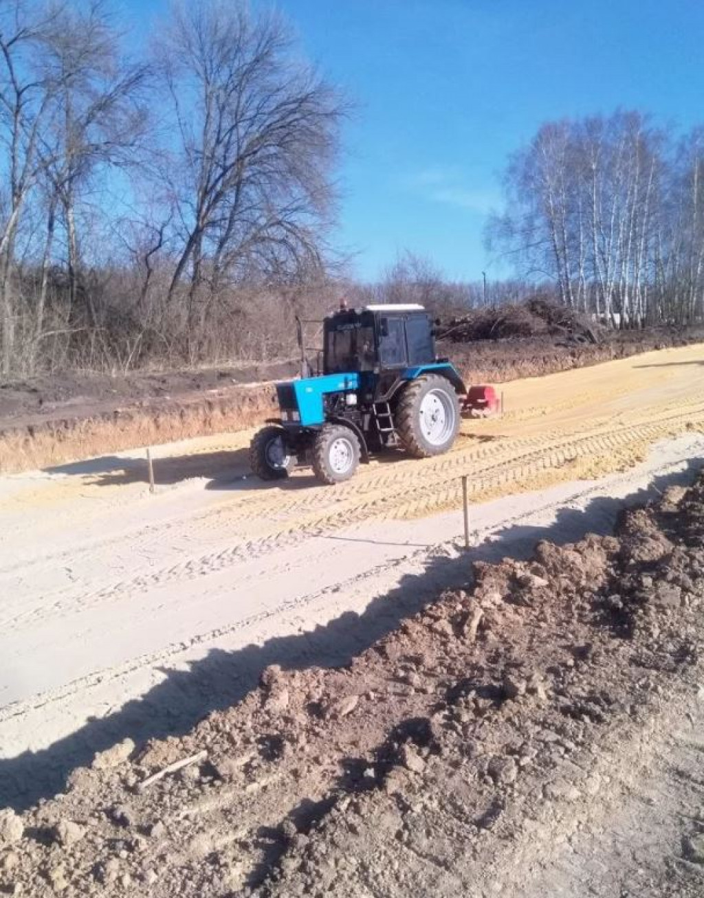Аренда услуги виброплиты на базе мтз 82
