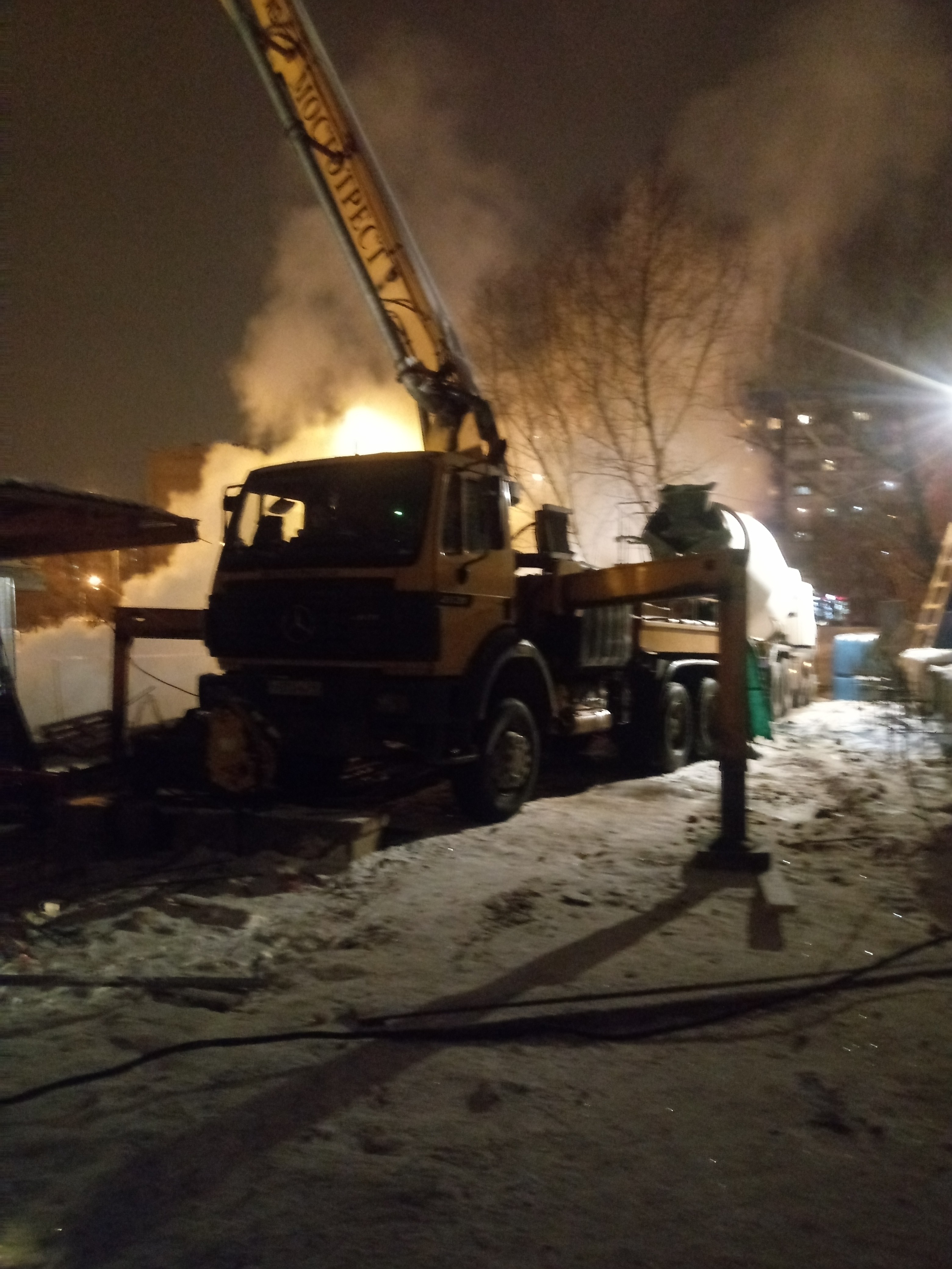Автобетононасос аренда, услуги