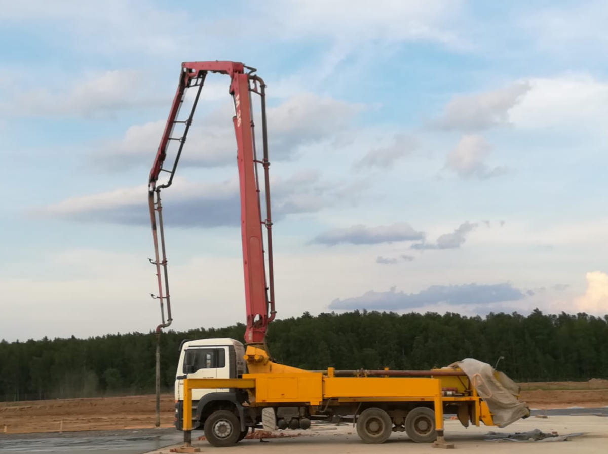 Автобетононасос. От 24 до 58 метров в аренду