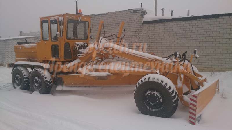 Автогрейдер в аренду
