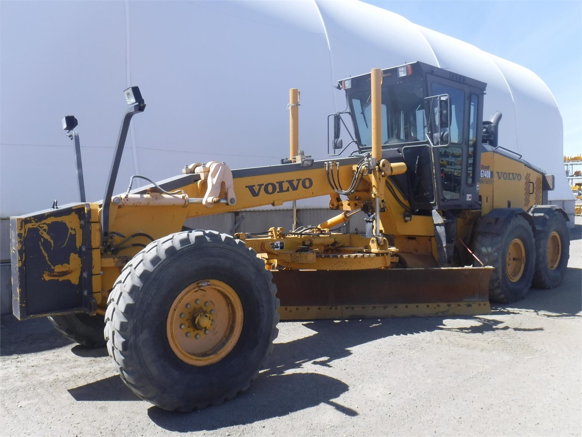 Автогрейдер Volvo G740 от 18000 руб. за 1 смену