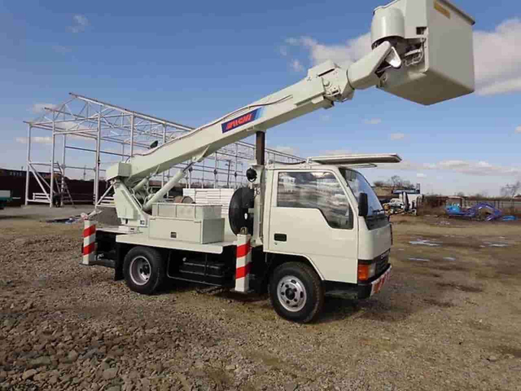 Автовышка Mitsubishi Canter АГП-16 метров